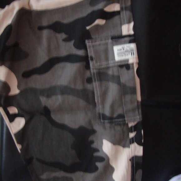Drawstring Camouflage Trousers Pants Unisex Size Small Camo. 4 Pockets - Picture 4 of 10